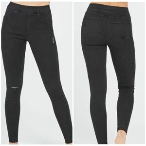 VGUC Spanx Distressed Ankle Skinny Jeans Black Slimming Shaping Raw Hem Small